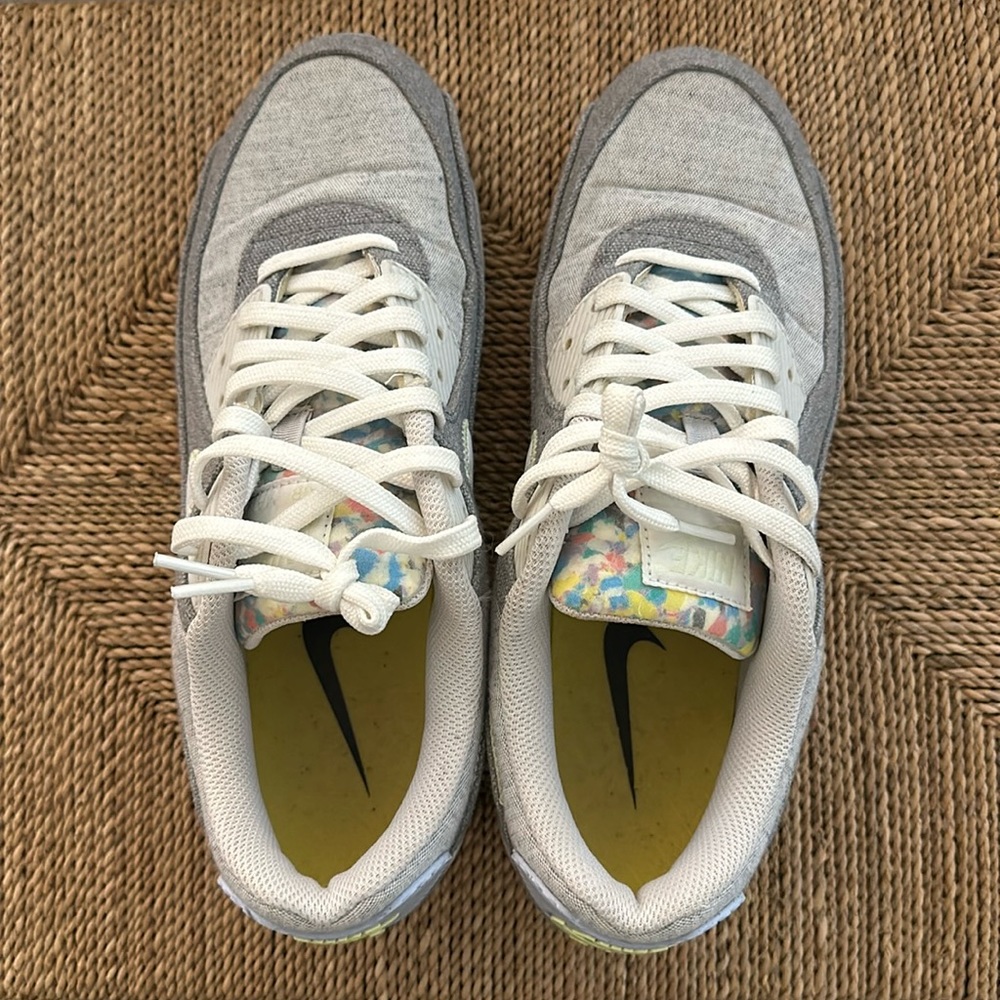 Men’s Nike air max. Size 9.5. EUC.